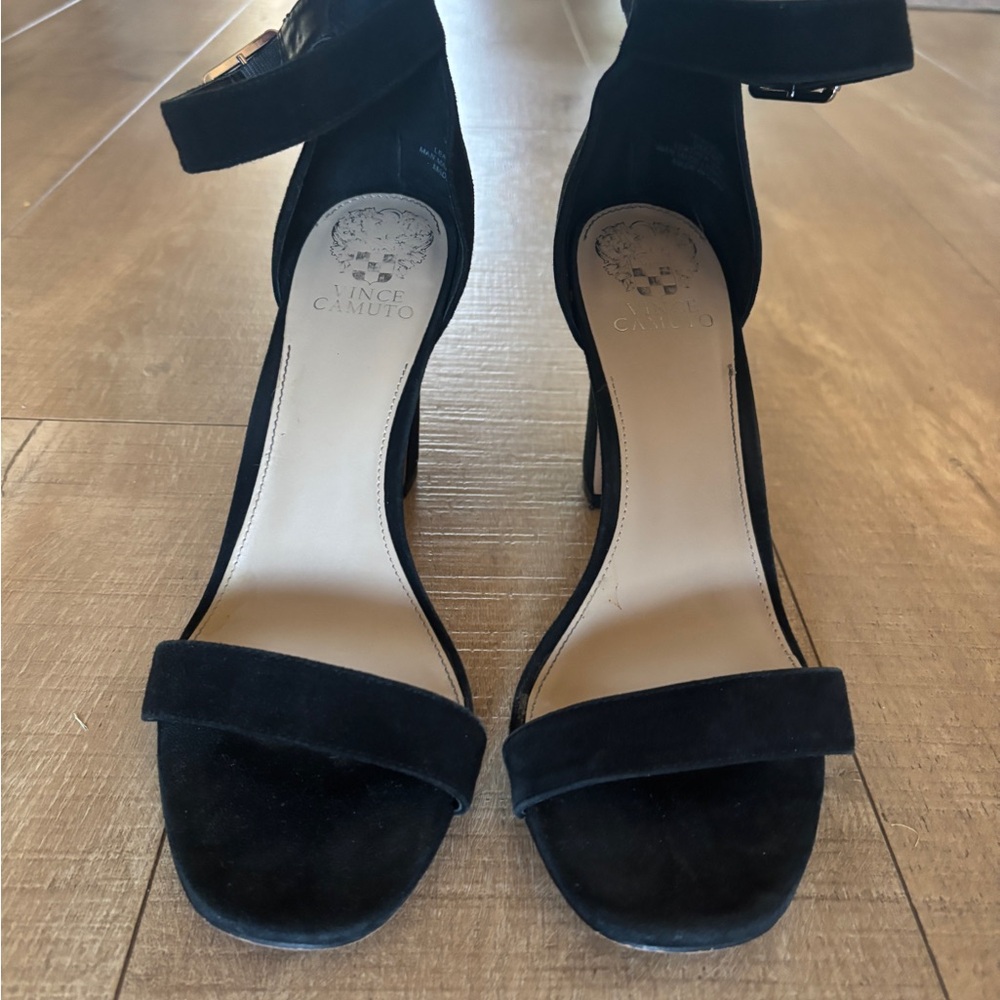 Vince Camuto Women's Black Heels Size 8.5
